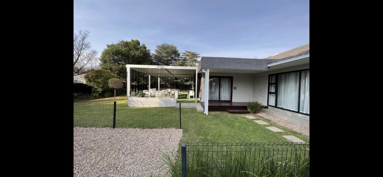 Le'Ciara Luxury Guest House Johannesburg Exterior foto